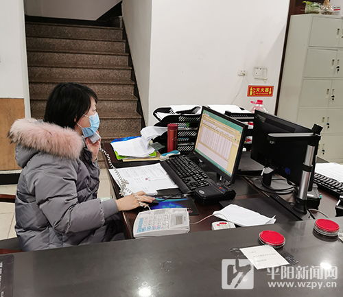 縣人社局開通電話咨詢服務(wù) 市民足不出戶可預(yù)約辦理社保業(yè)務(wù)